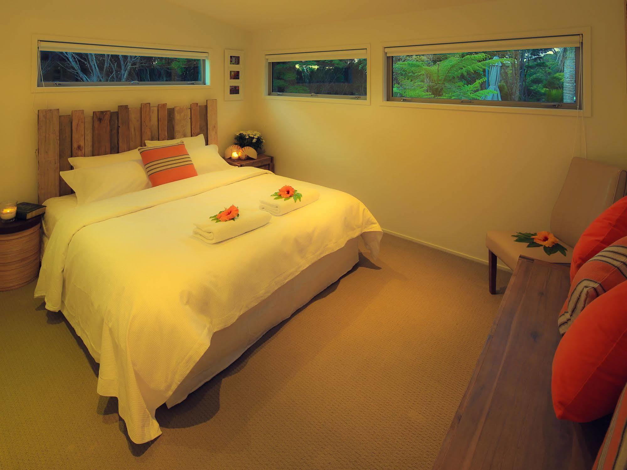 Koi Roc Waiheke Island Accommodation Екстер'єр фото